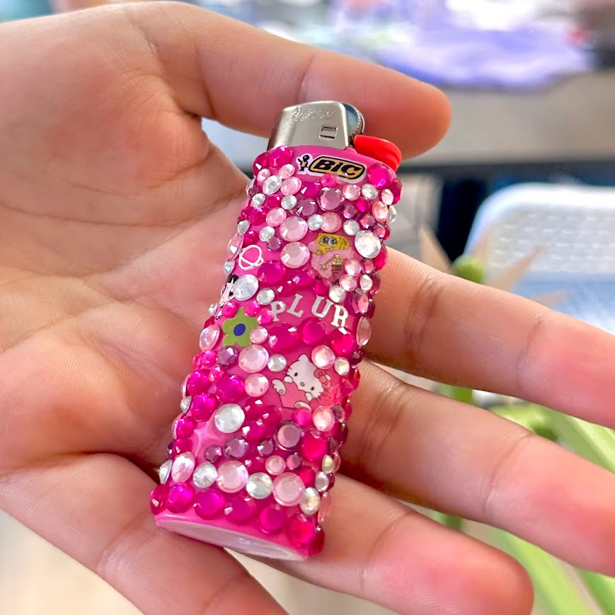 10/12 BEDAZZLED LIGHTERS