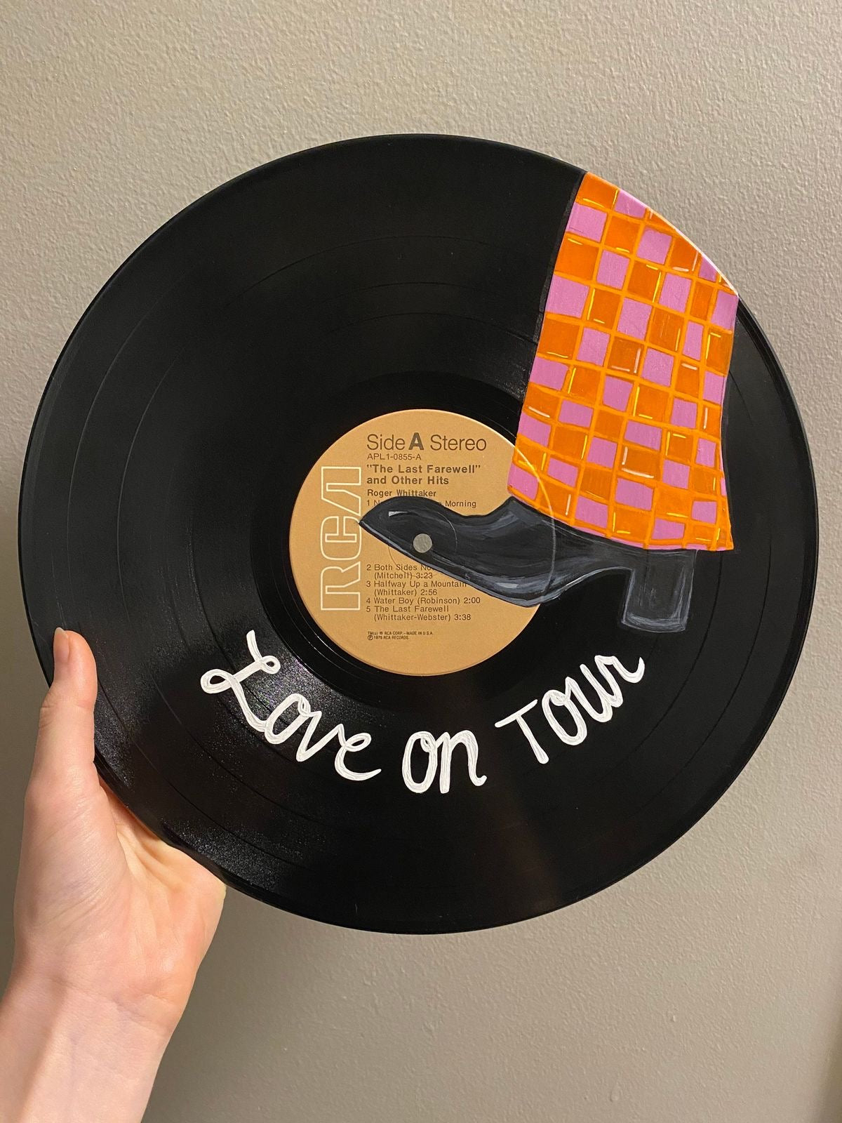 VINYL RECORD PAINTING WORKSHOP