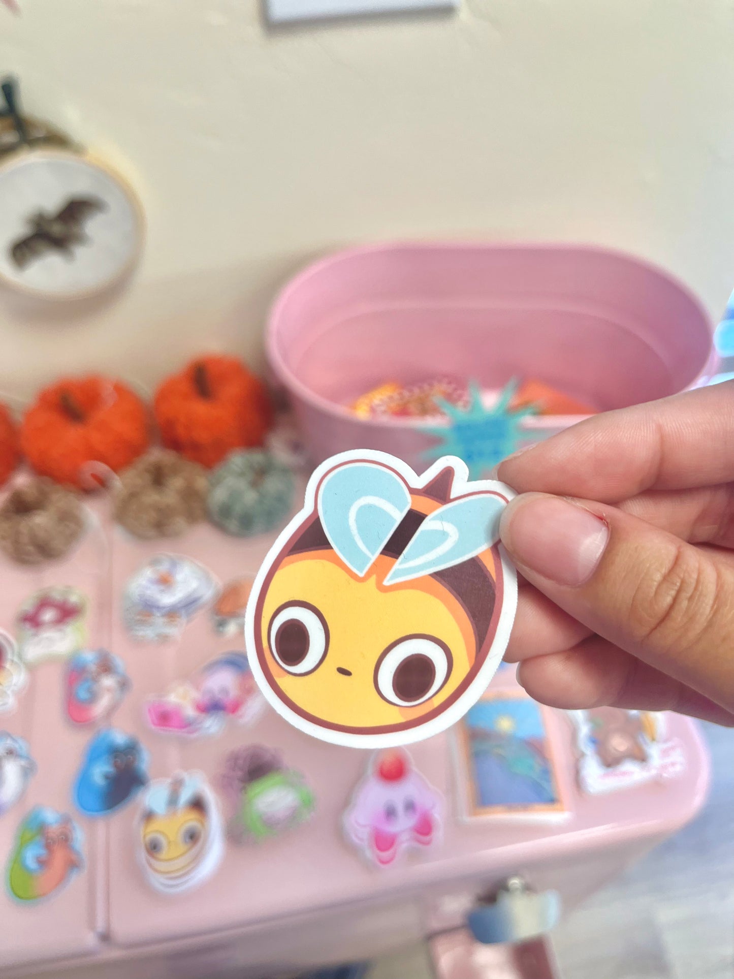 Cute Bee Sticker