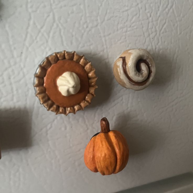 9/24 MODELING CLAY MAGNETS WORKSHOP