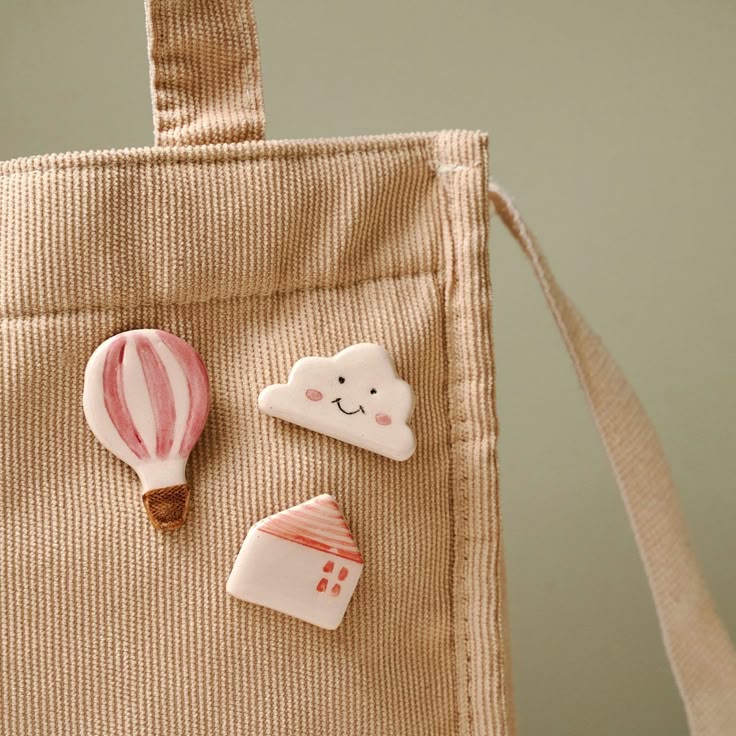 4/13 MODELING CLAY PIN WORKSHOP