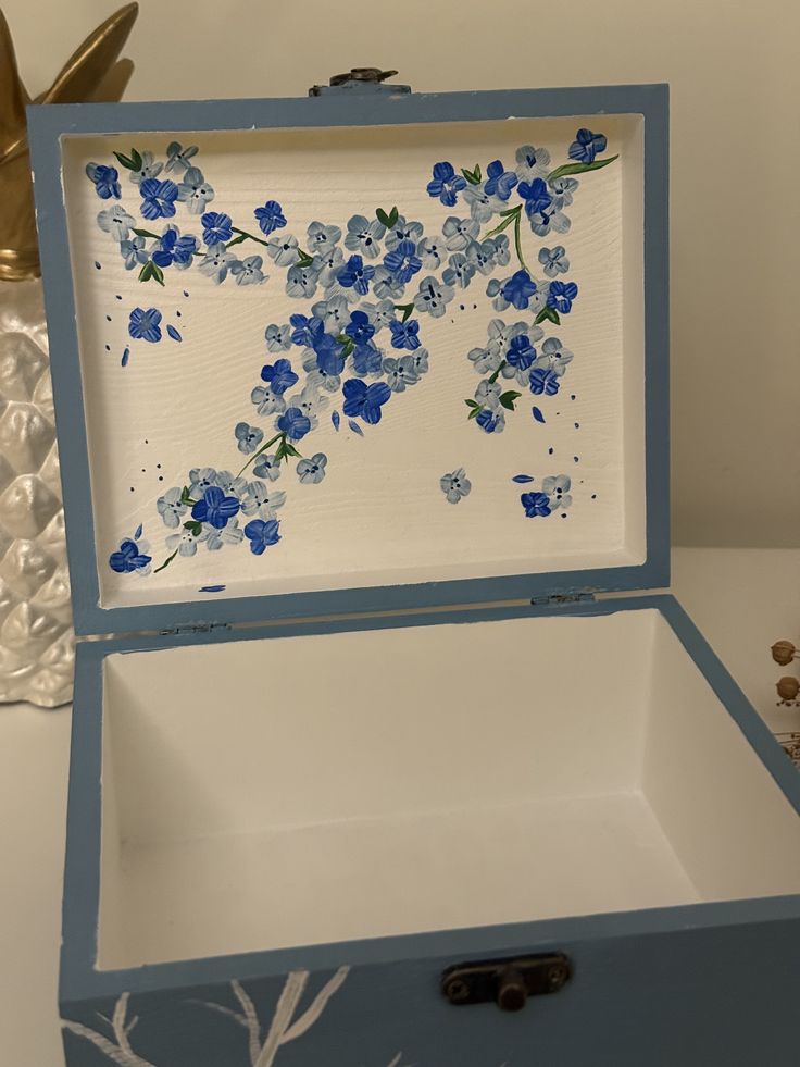 3/7 JEWELRY-MAKING BOX (POT OF GOLD) WORKSHOP