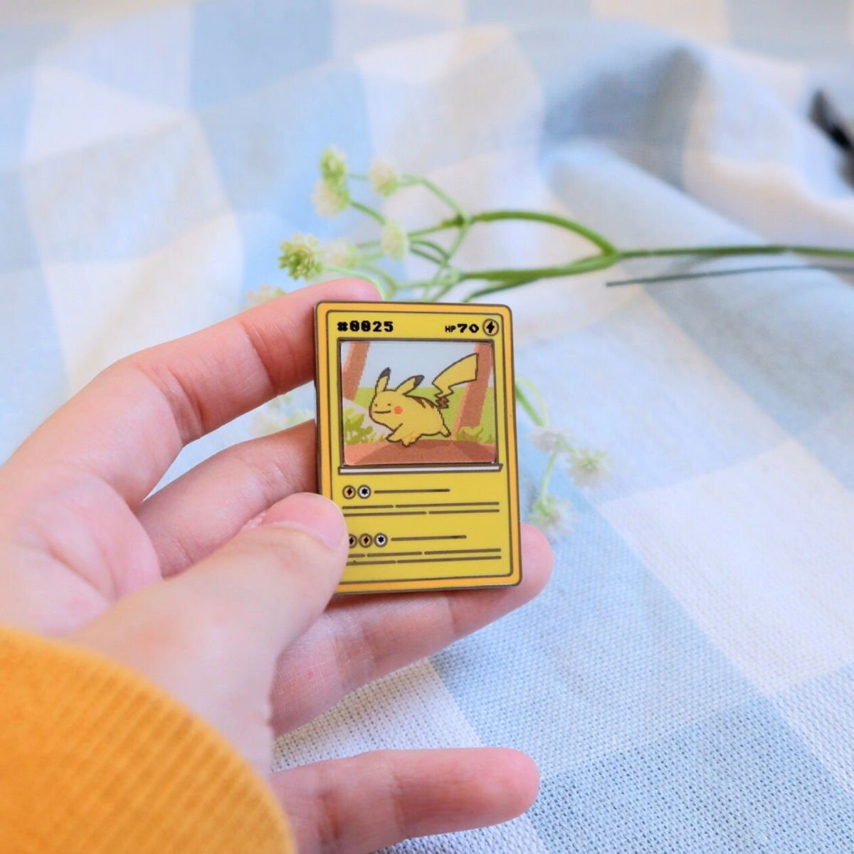 Ditto-chu Lenticular Enamel Pin