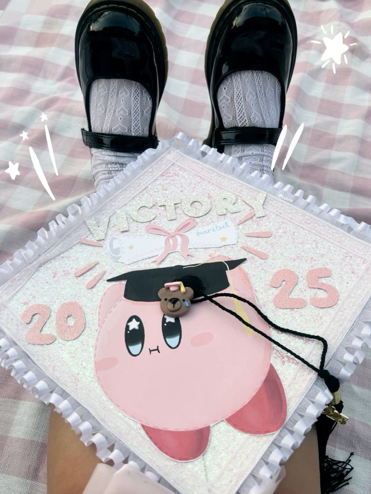 4/18 JUNK JOURNALING/ GRAD CAP DECORATING WORKSHOP