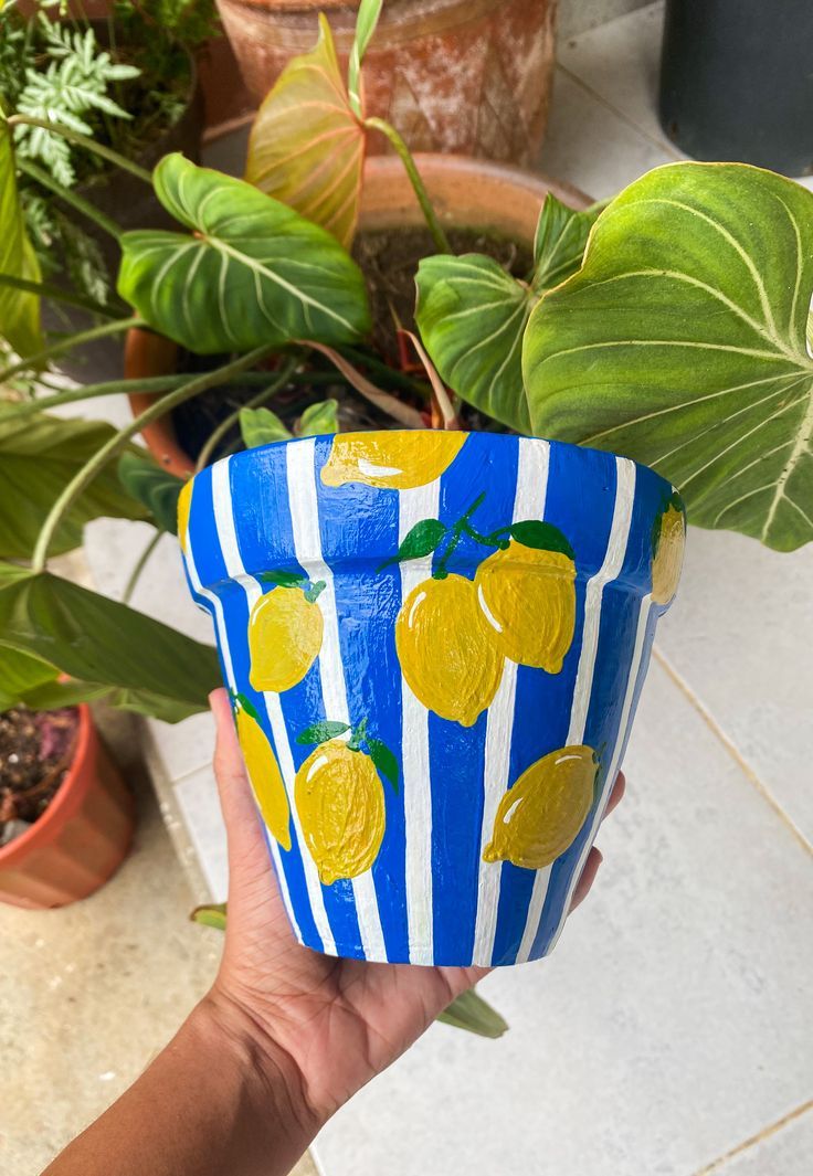 4/2 PAINT YOUR OWN POT WORKSHOP