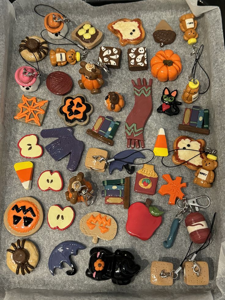 9/27 MODELING CLAY PHONE CHARMS WORKSHOP
