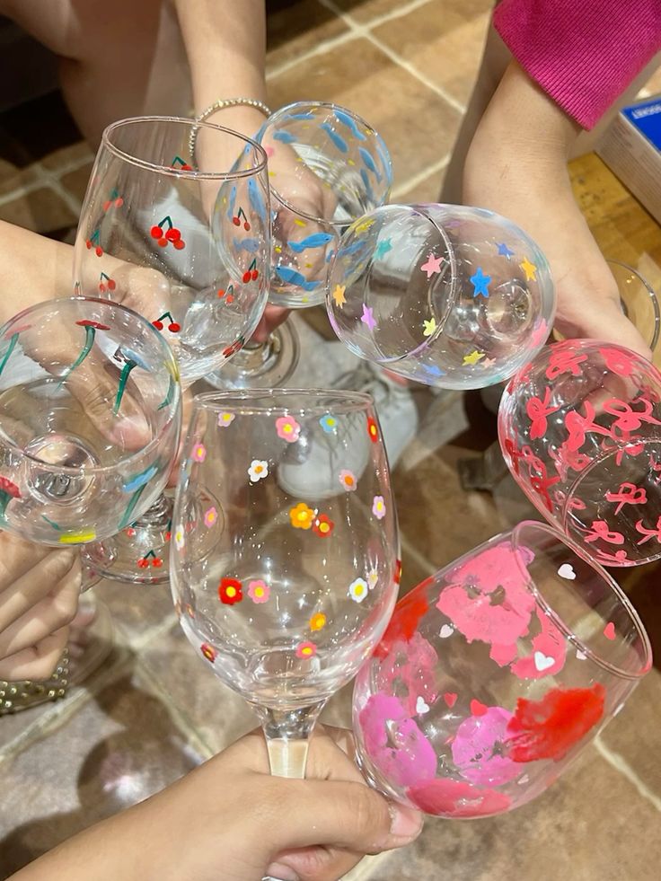 5/10 WINE GLASS PAINTING WORKSHOP