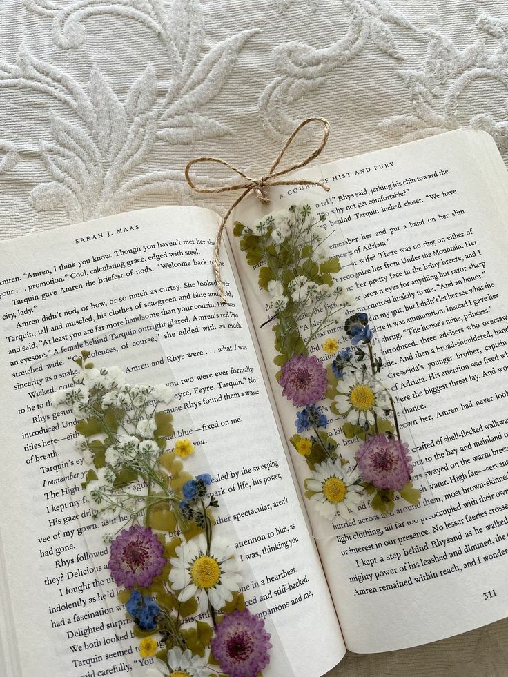 5/3 DIY PRESSED FLOWERS BOOKMARK WORKSHOP