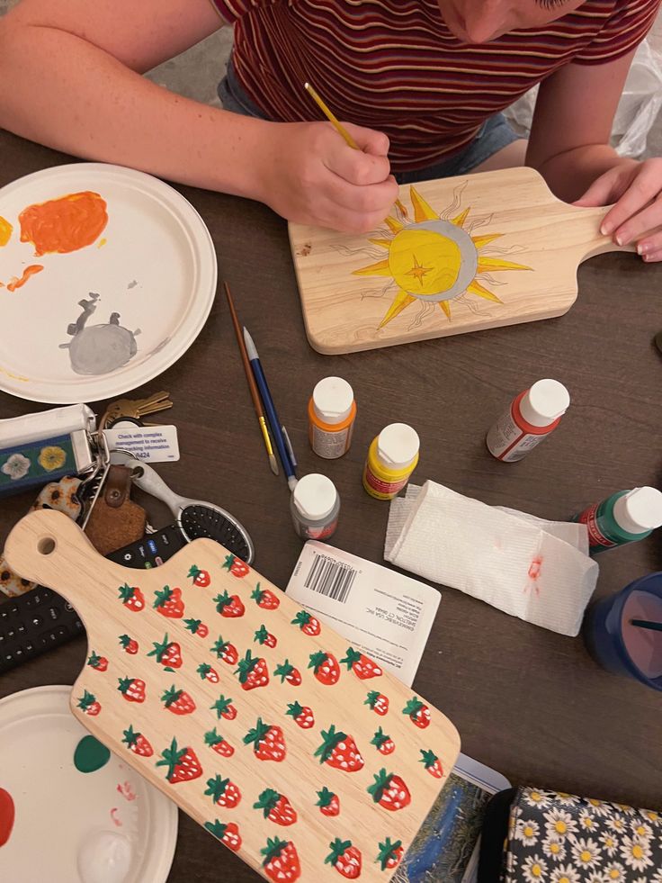 9/6 PAINTING CHARCUTERIE BOARD WORKSHOP