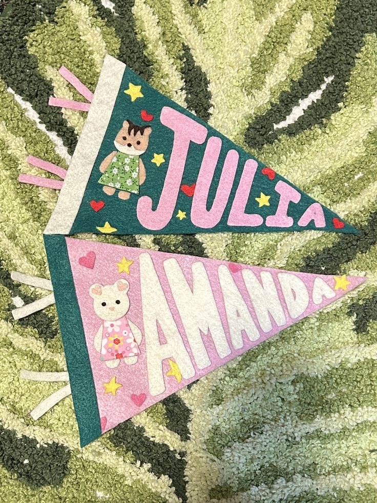 8/25 Felt Pennant Workshop