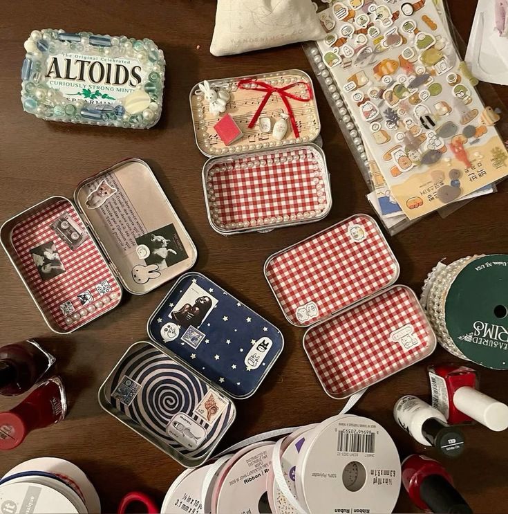3/3 DIY ALTOID TIN WORKSHOP